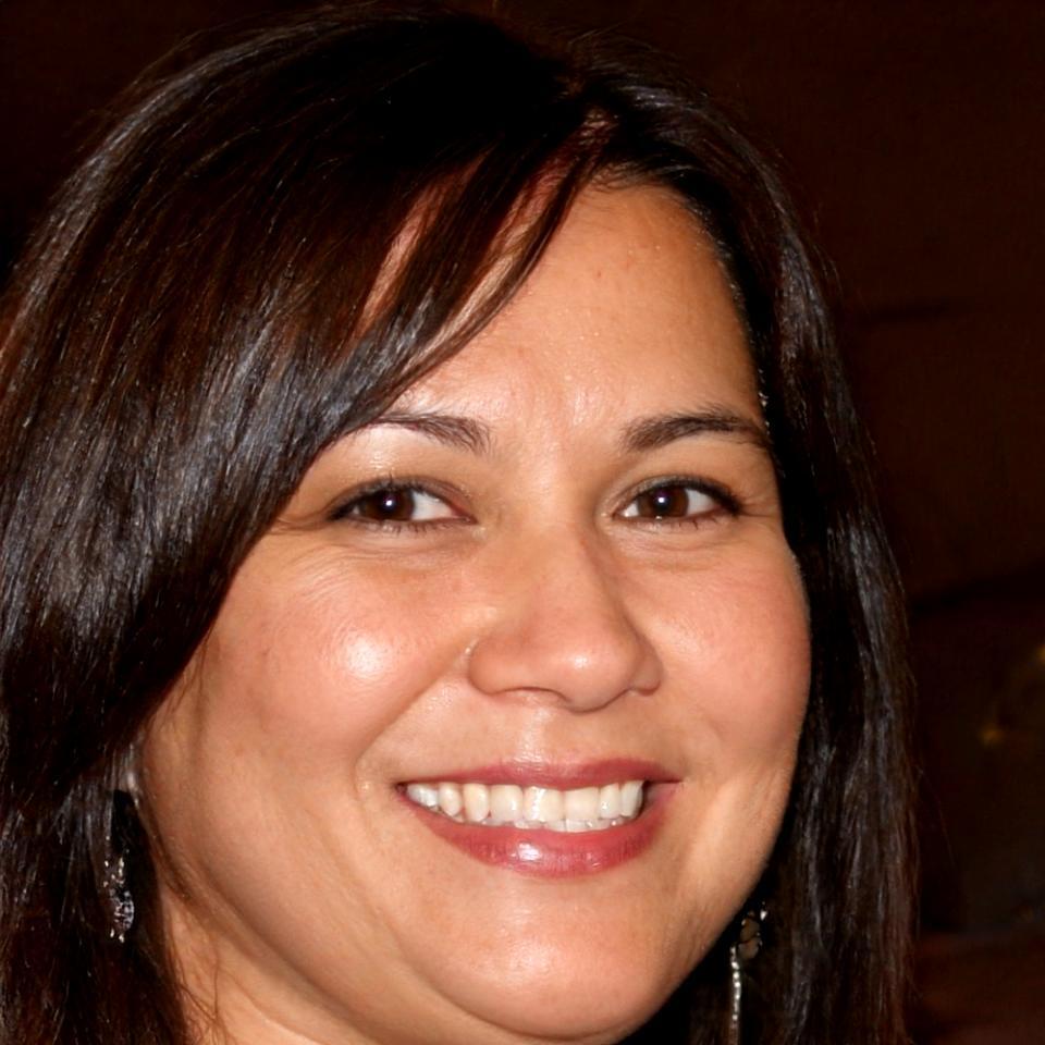 Selin Özkan - Program mezunu