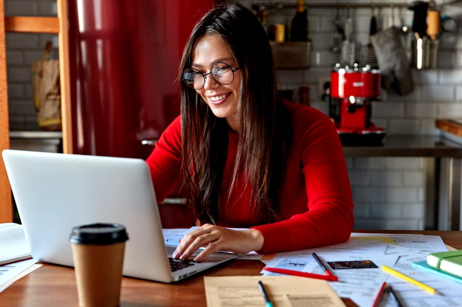 Mobil oyun analitik eğitimi - veri görselleştirme ve dashboard örnekleri
